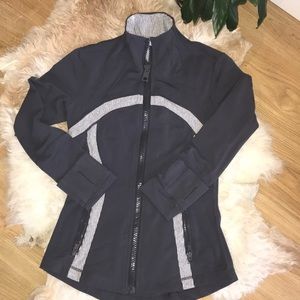 Lululemon Jacket - size 4